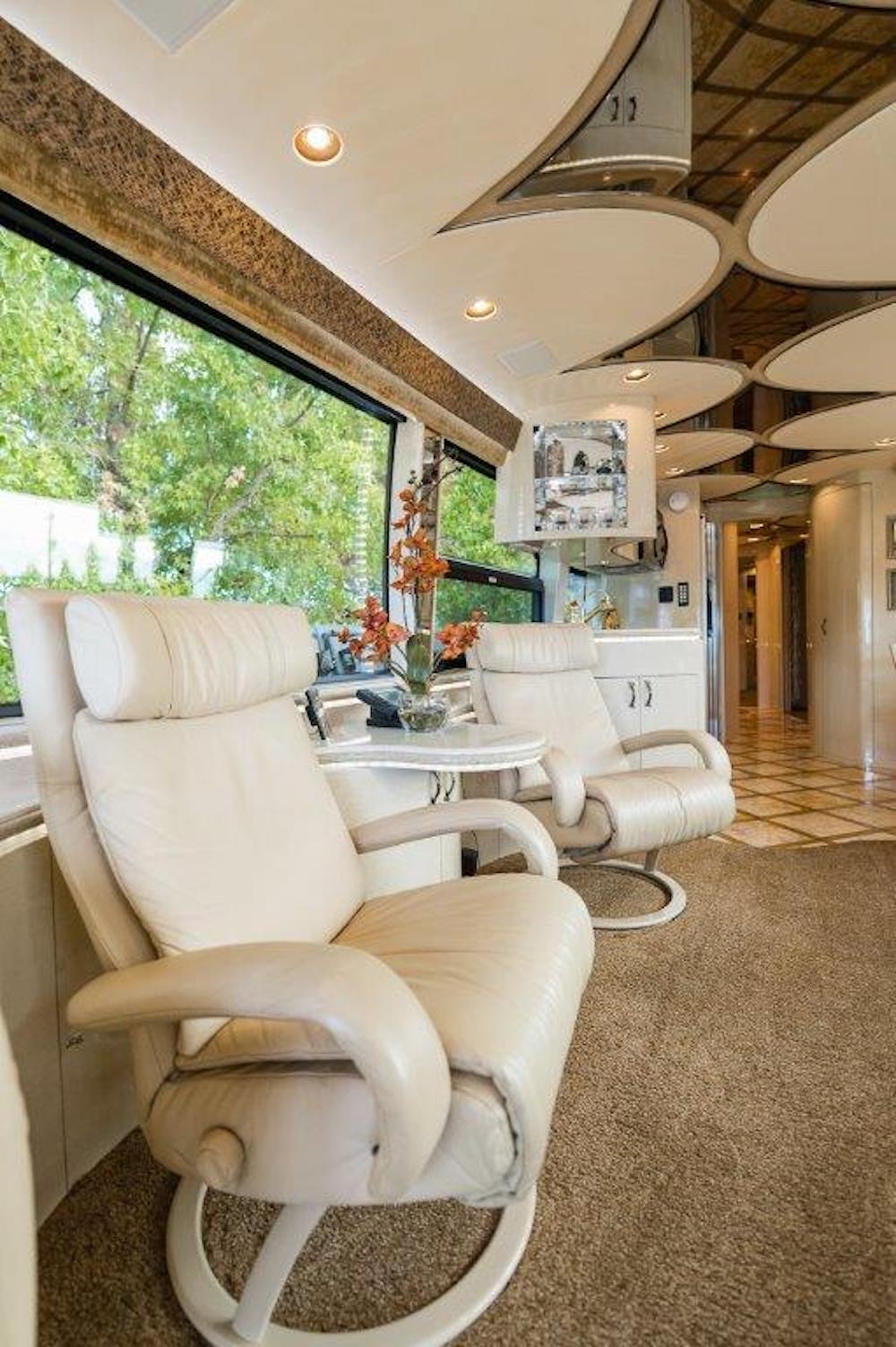 2006 Prevost Marathon H3-45 For Sale