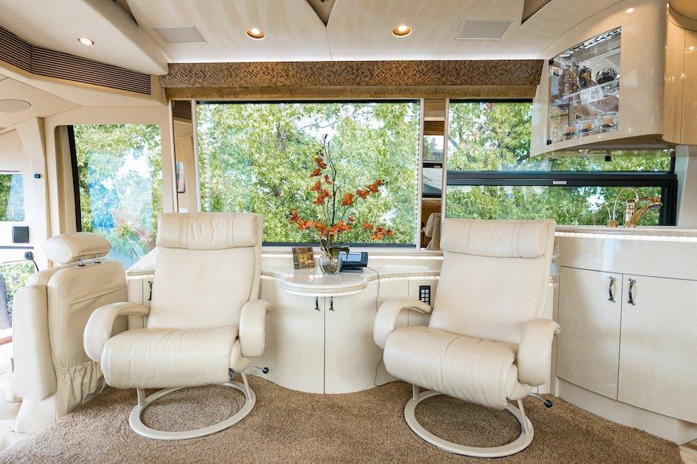 2006 Prevost Marathon H3-45 For Sale