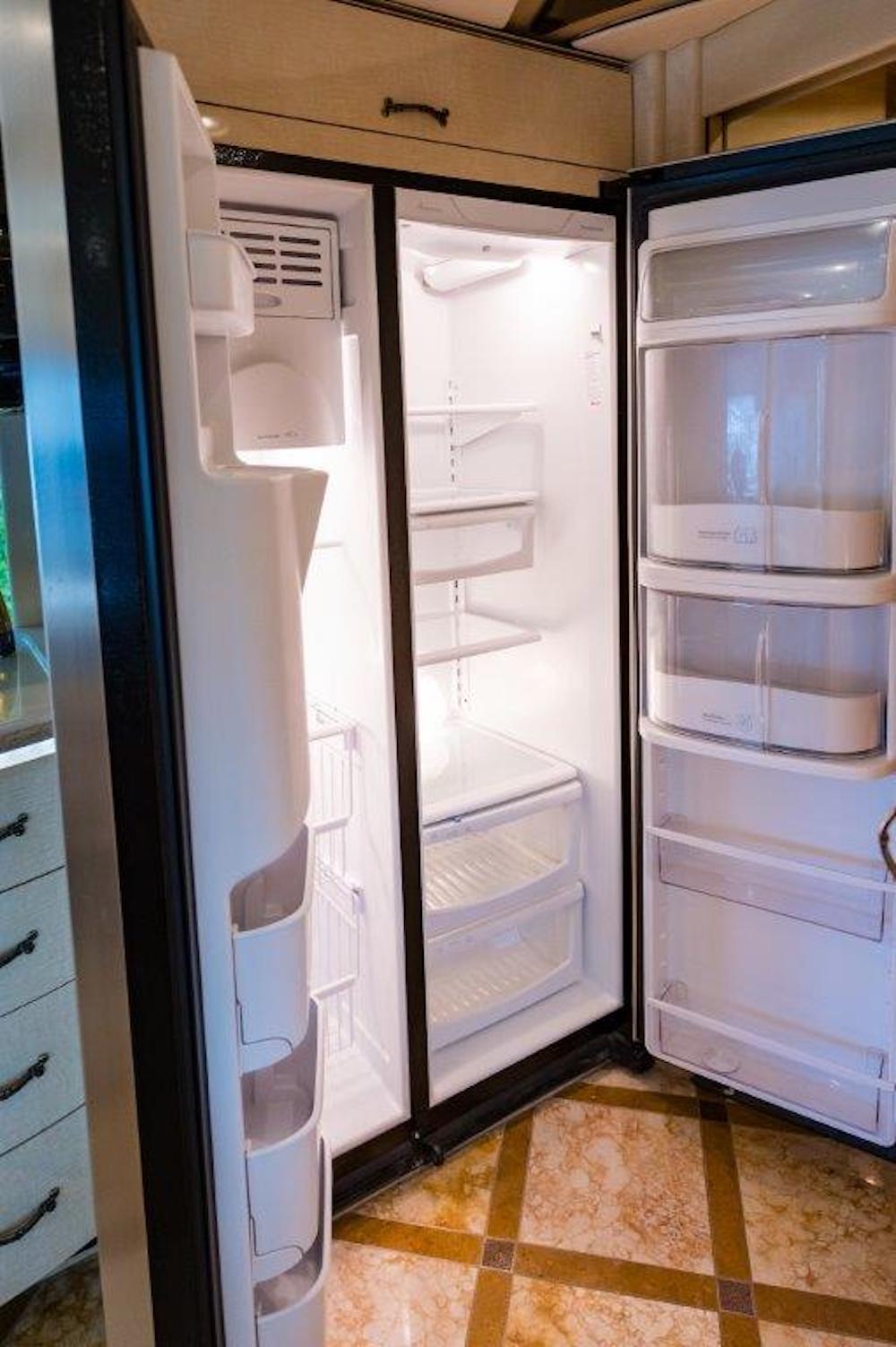 2006 Prevost Marathon H3-45 For Sale