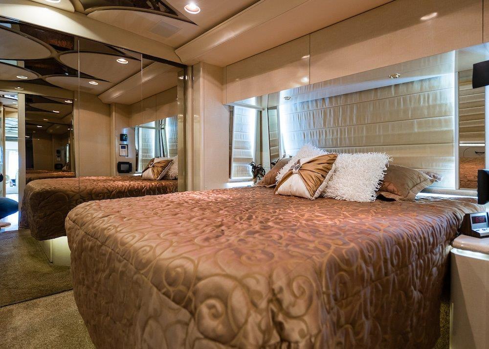 2006 Prevost Marathon H3-45 For Sale