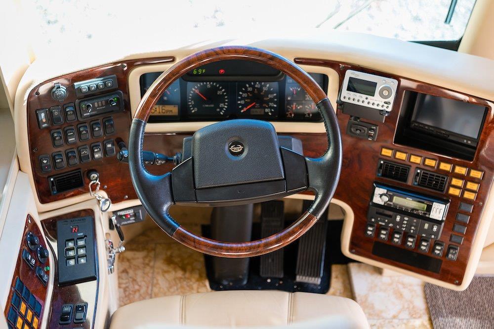 2006 Prevost Marathon H3-45 For Sale