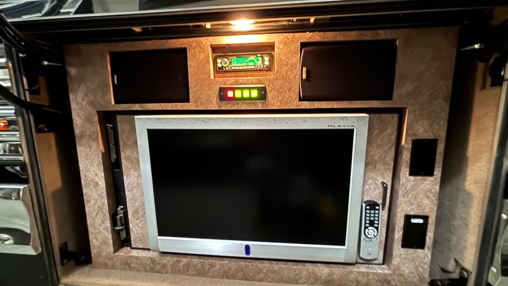 2006 Prevost Marathon XLII For Sale