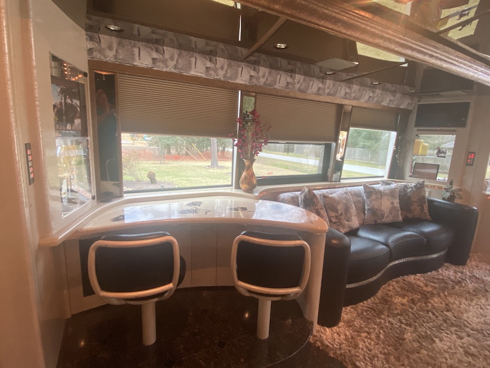 2006 Prevost Marathon XLII For Sale