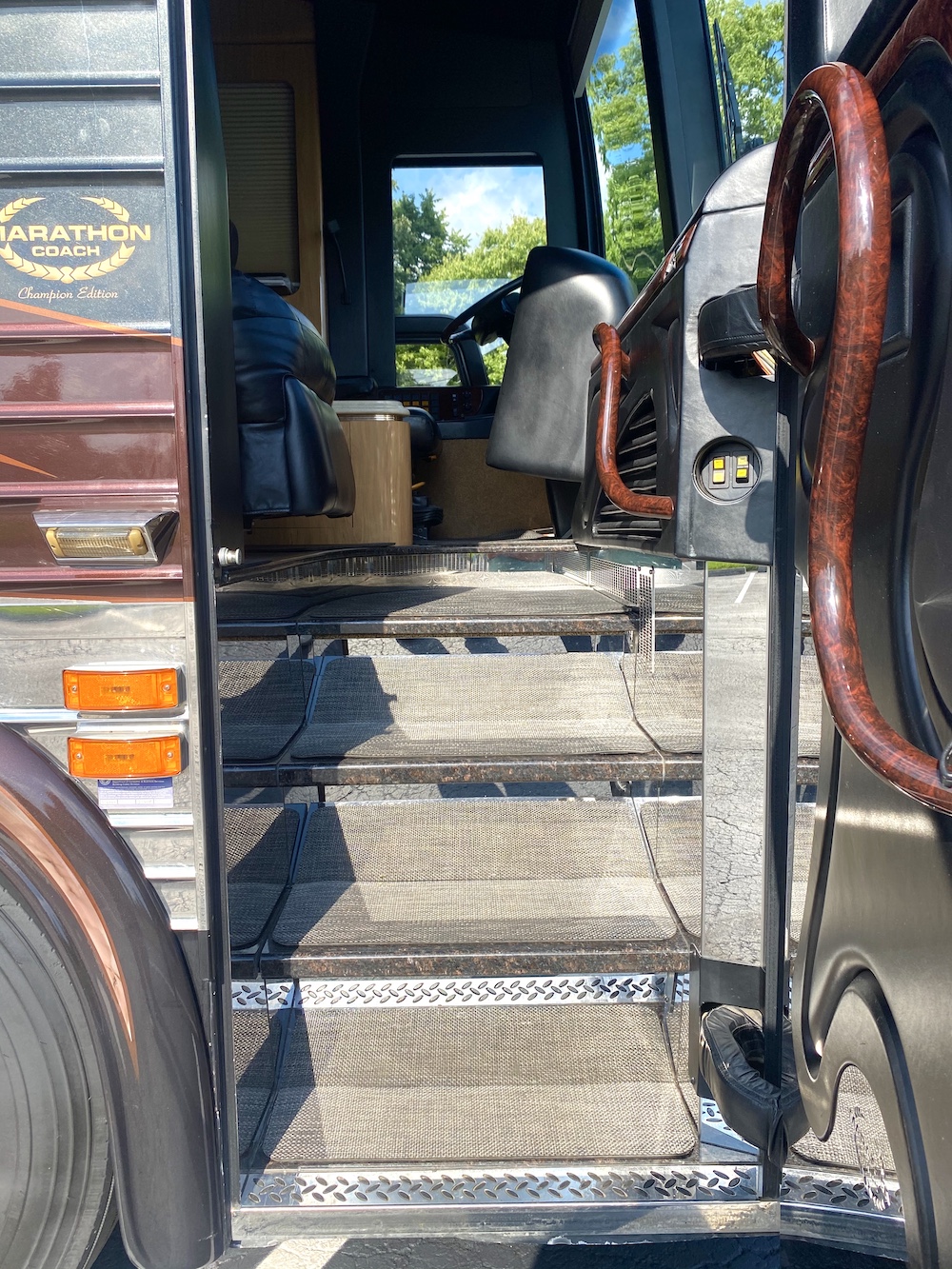 2006 Prevost Marathon XLII For Sale