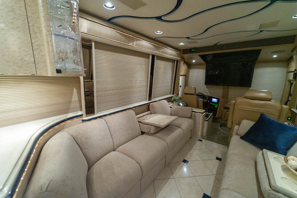 2006 Prevost Marathon XLII For Sale