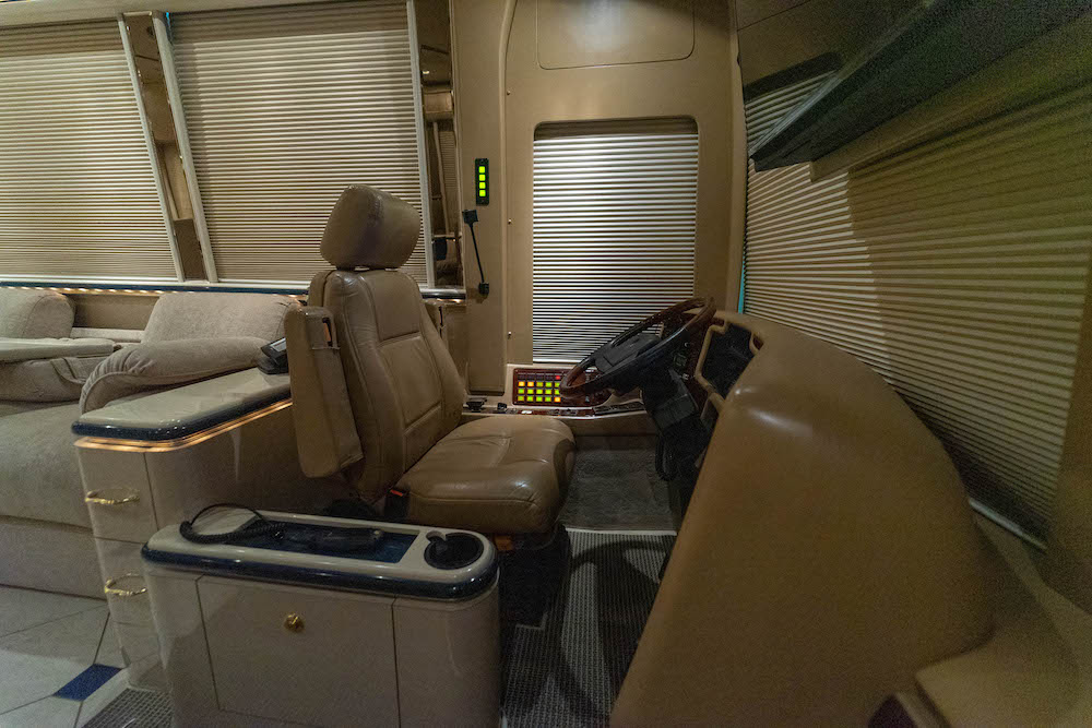 2006 Prevost Marathon XLII For Sale