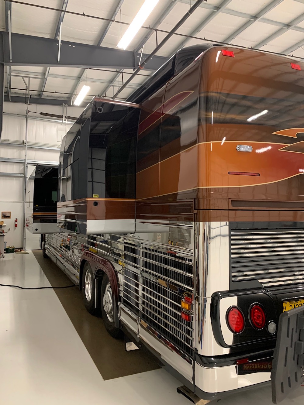 2006 Prevost Marathon XLII For Sale