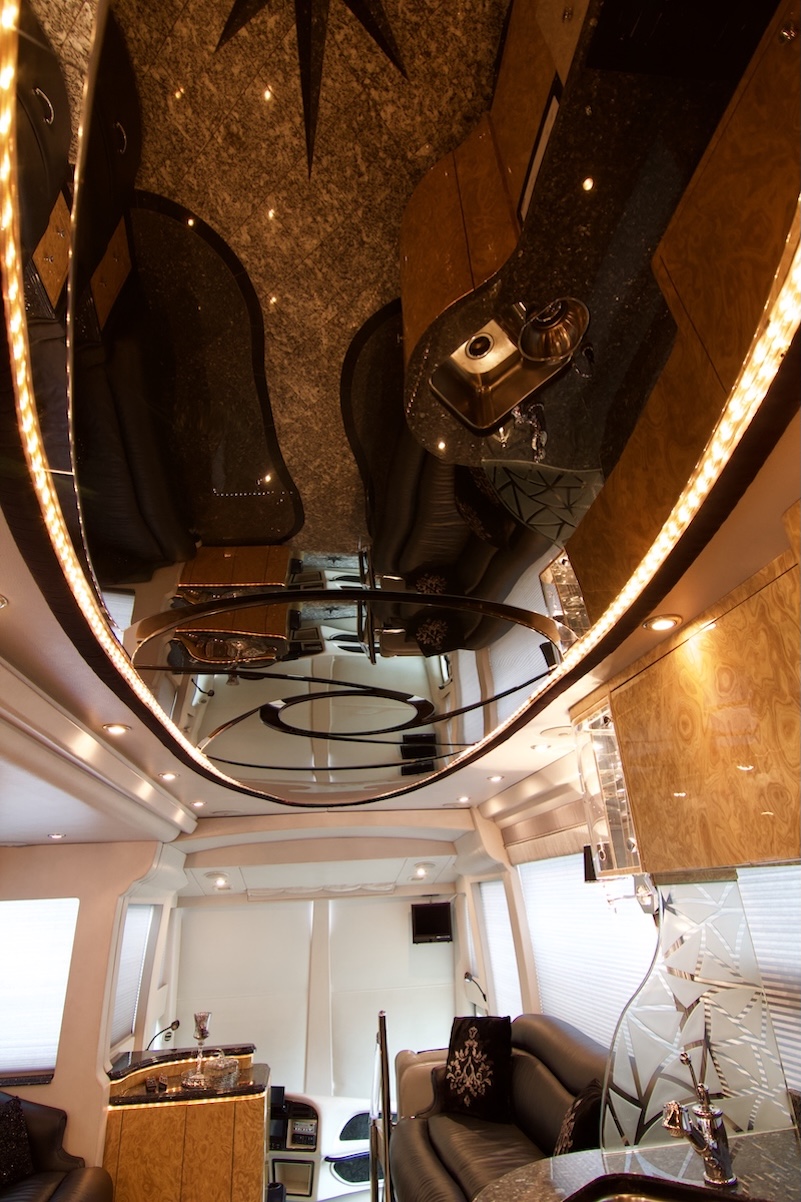 2006 Prevost Millennium H3-45 For Sale