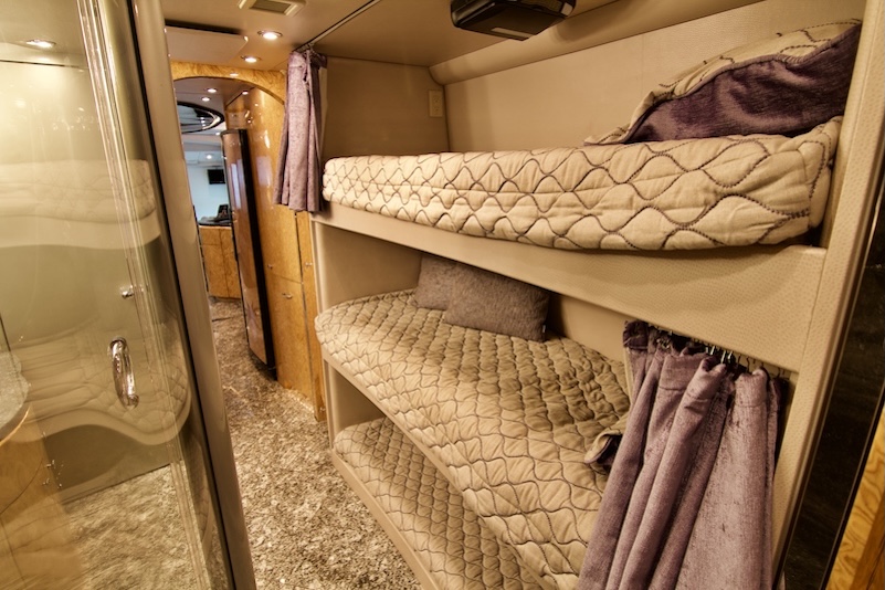 2006 Prevost Millennium H3-45 For Sale