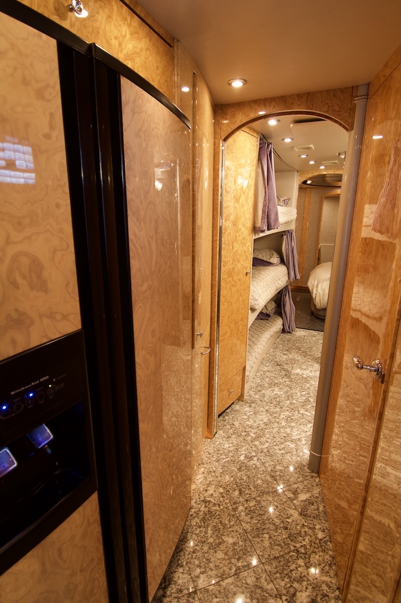 2006 Prevost Millennium H3-45 For Sale