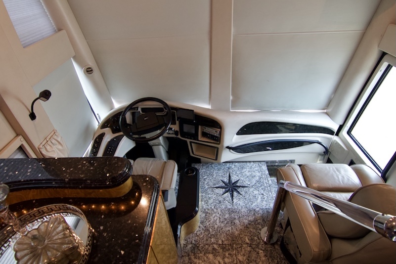 2006 Prevost Millennium H3-45 For Sale