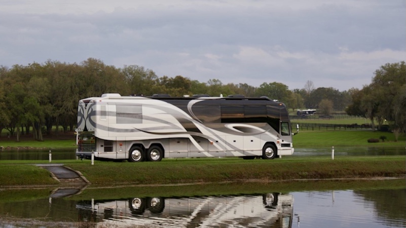 2006 Prevost Millennium H3-45 For Sale