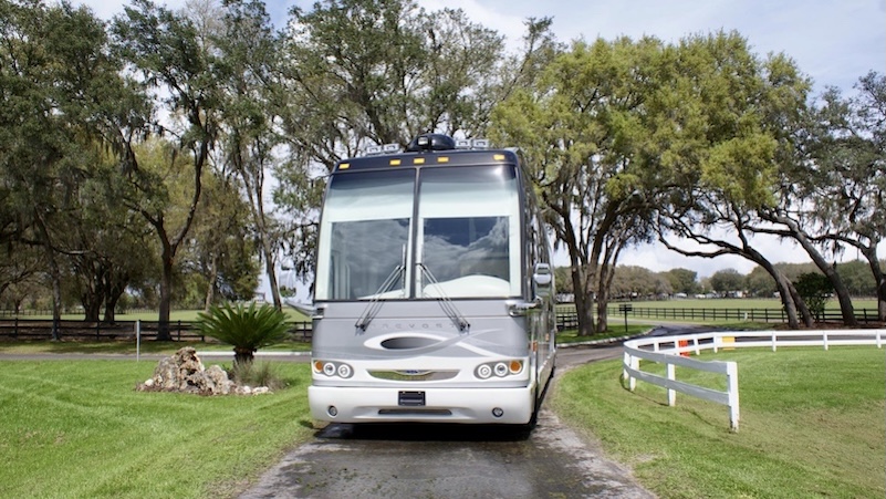 2006 Prevost Millennium H3-45 For Sale