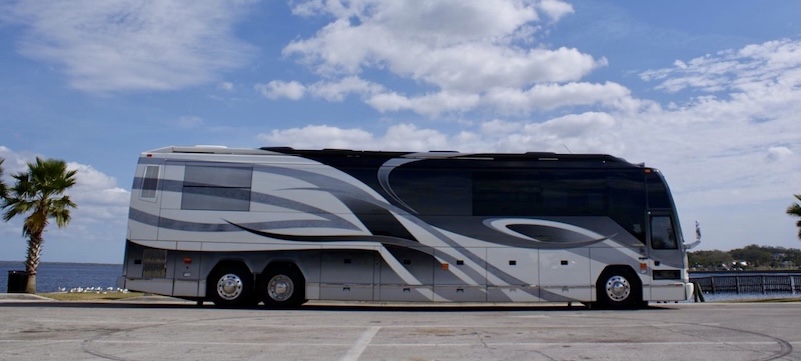 2006 Prevost Millennium H3-45 For Sale