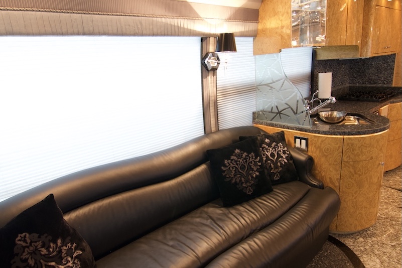 2006 Prevost Millennium H3-45 For Sale
