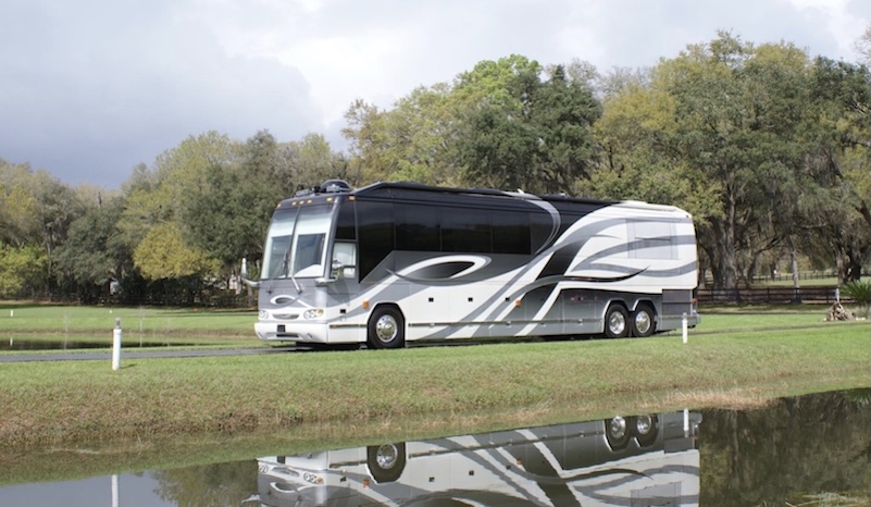2006 Prevost Millennium H3-45 For Sale