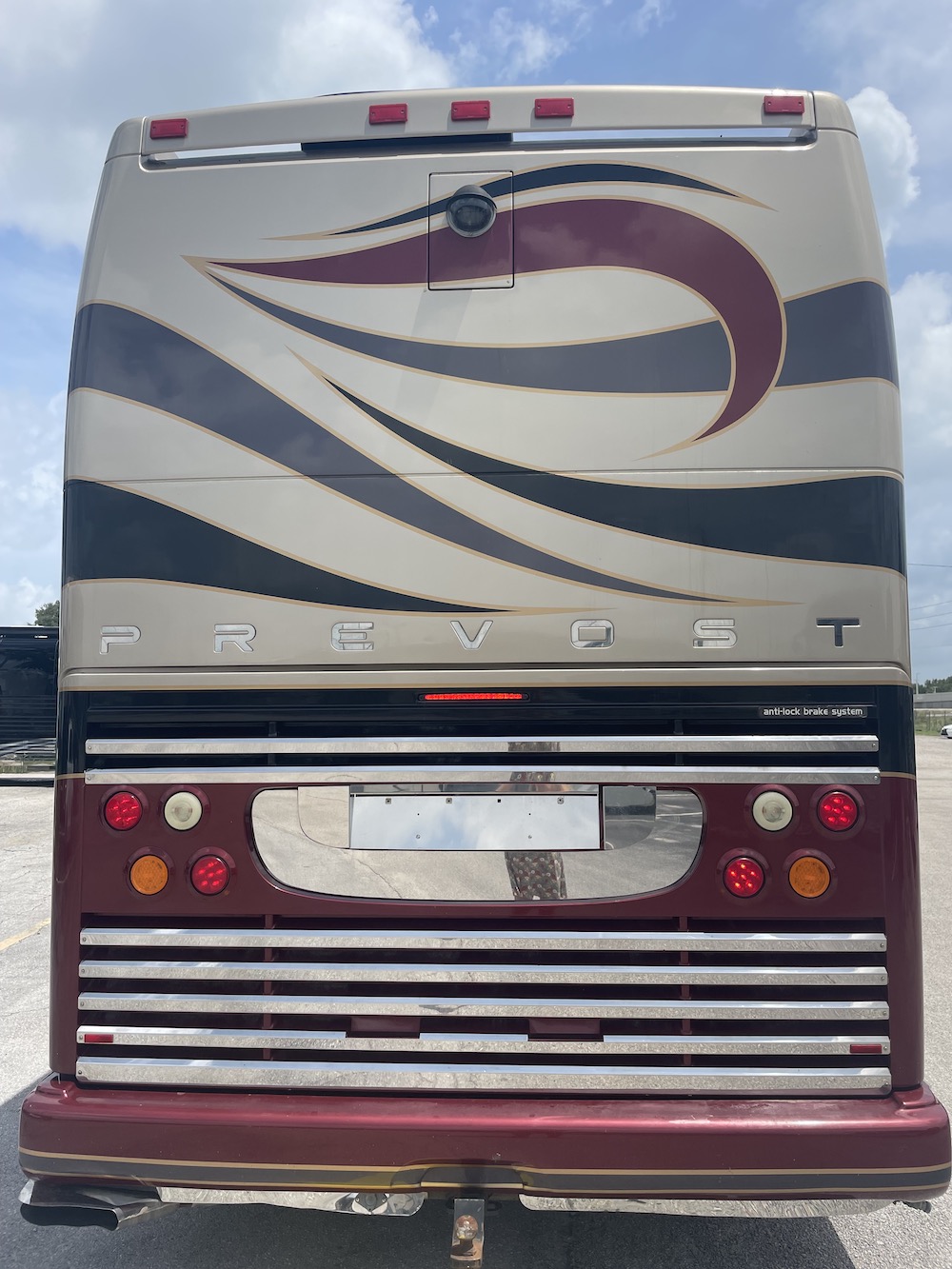 2006 Prevost Parliament H3-45 For Sale