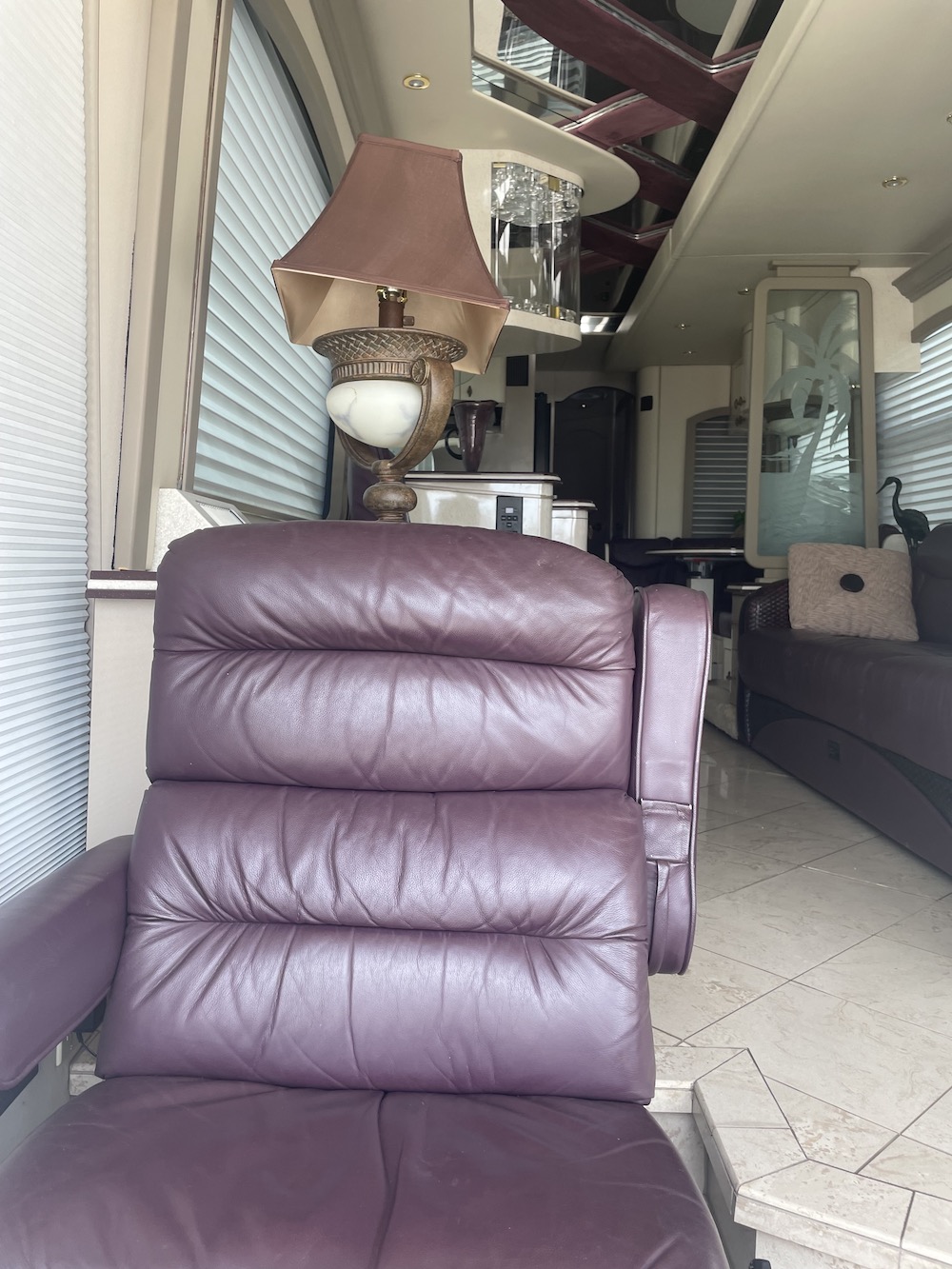 2006 Prevost Parliament H3-45 For Sale