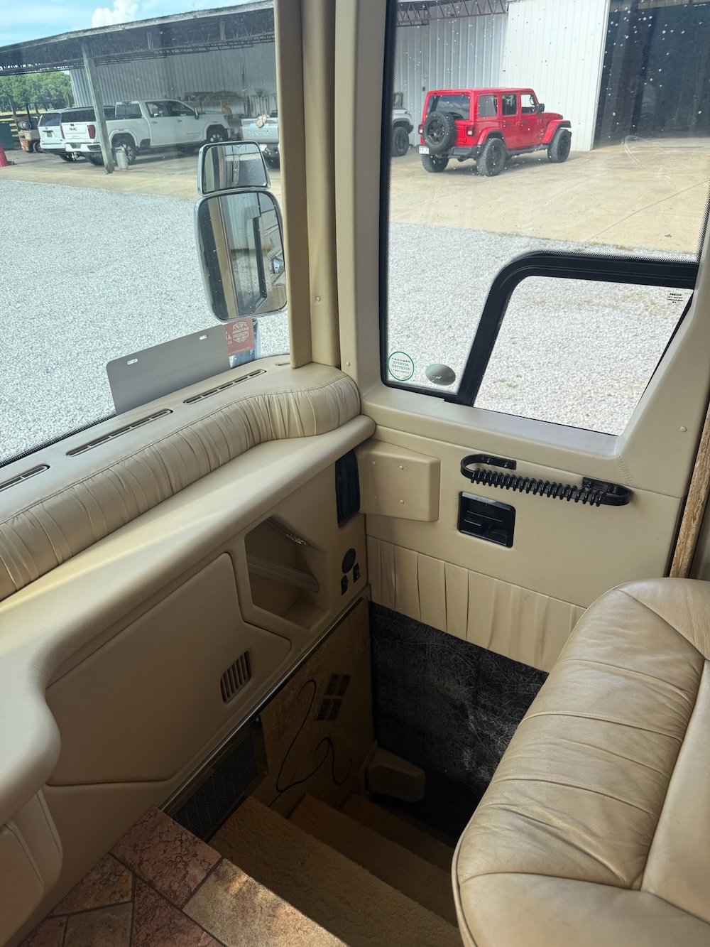 2006 Prevost Parliament XLII  For Sale