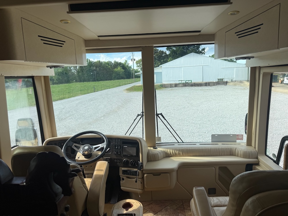 2006 Prevost Parliament XLII  For Sale