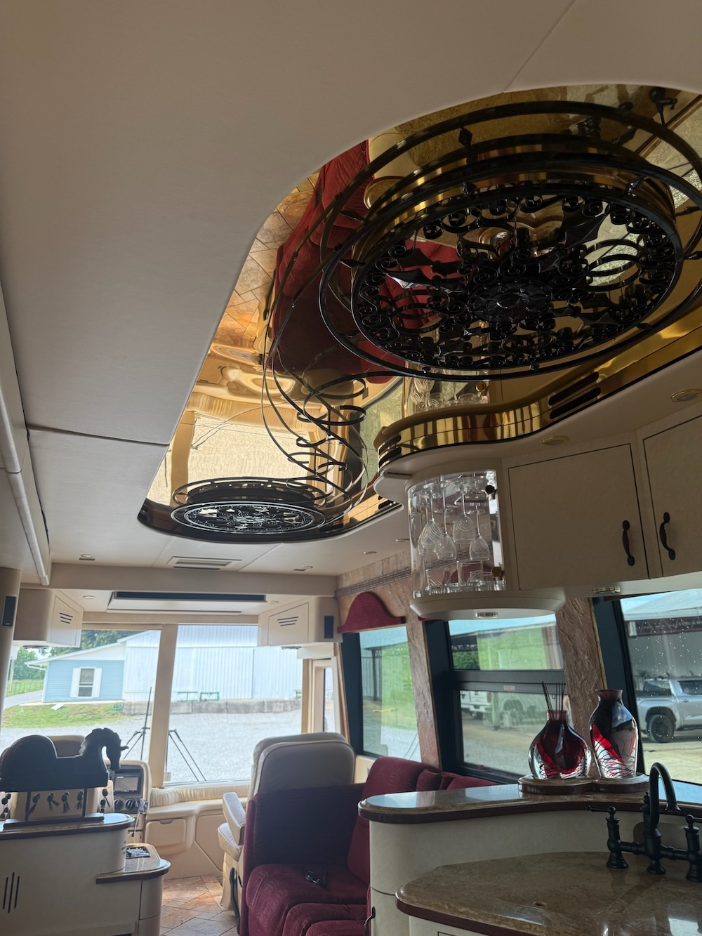 2006 Prevost Parliament XLII  For Sale