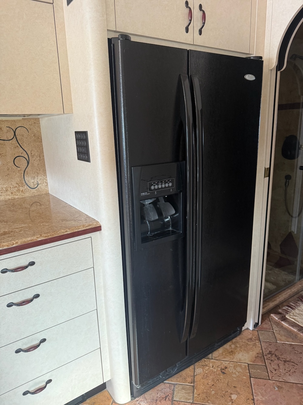 2006 Prevost Parliament XLII  For Sale