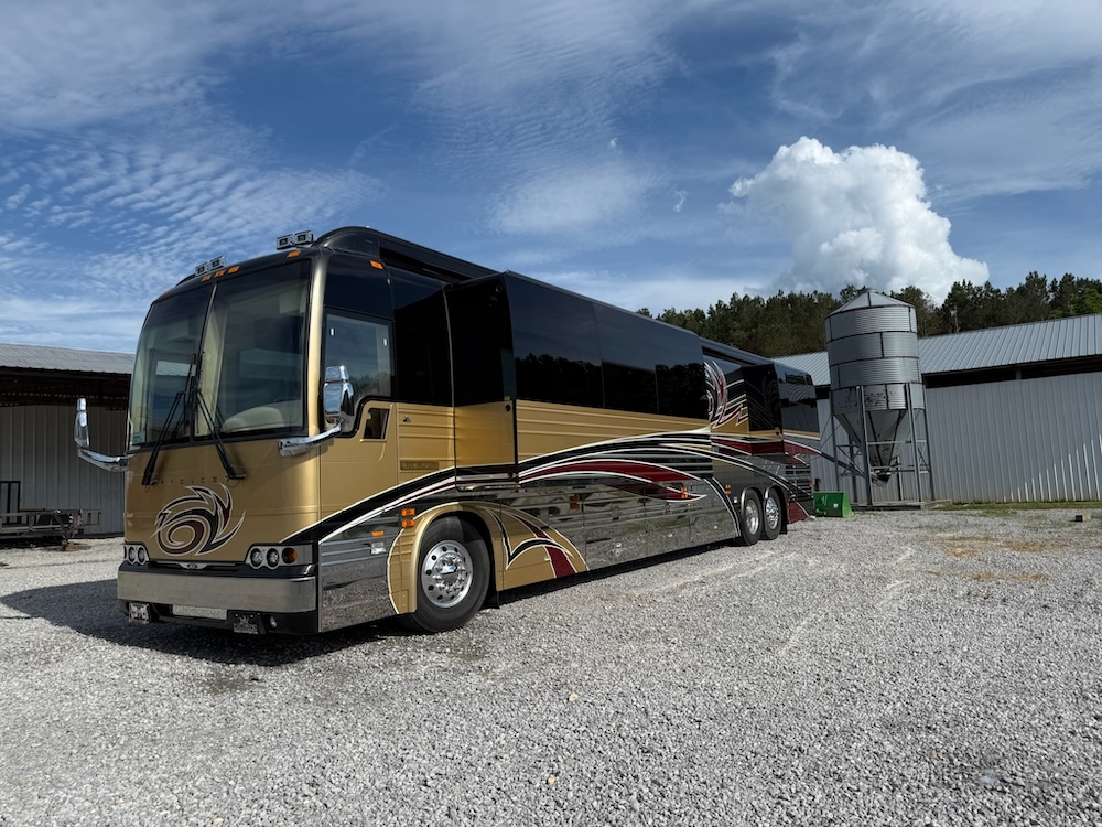 2006 Prevost Parliament XLII  For Sale