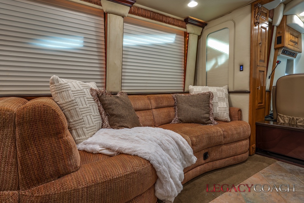 2006 Prevost Royale XLII For Sale