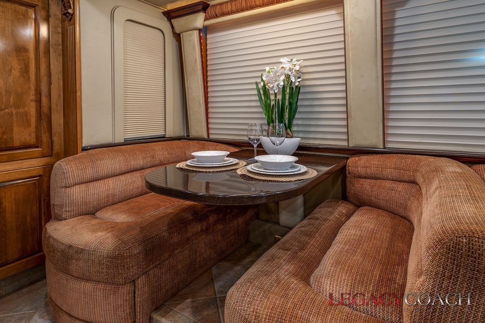 2006 Prevost Royale XLII For Sale