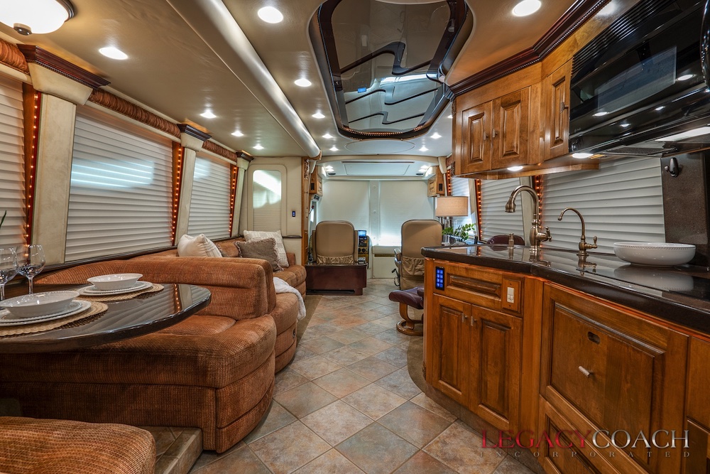 2006 Prevost Royale XLII For Sale