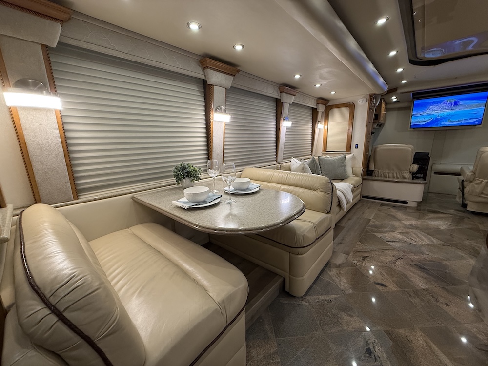2006 Prevost Royale XLII For Sale