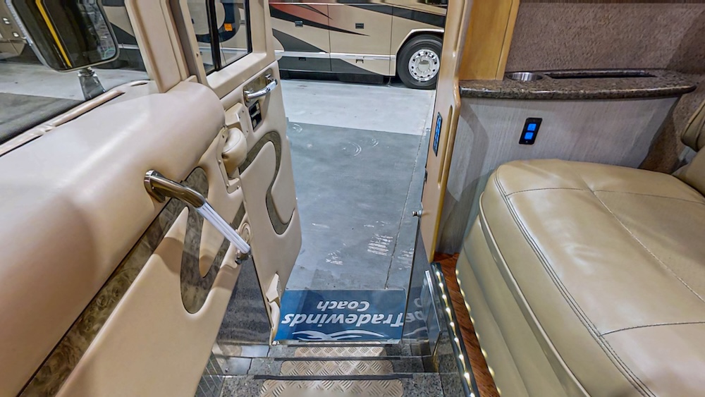 2006 Prevost Royale XLII For Sale