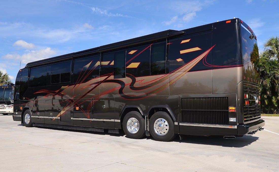 2007 Prevost Featherlite H3-45 For Sale