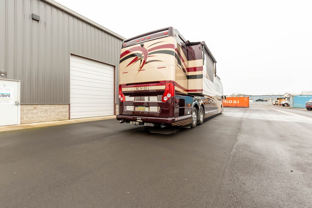2007 Prevost Featherlite H3-45 For Sale