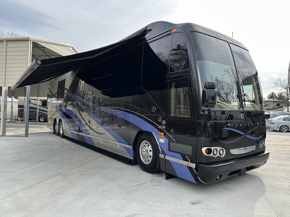 2007 Prevost Featherlite H3-45 For Sale