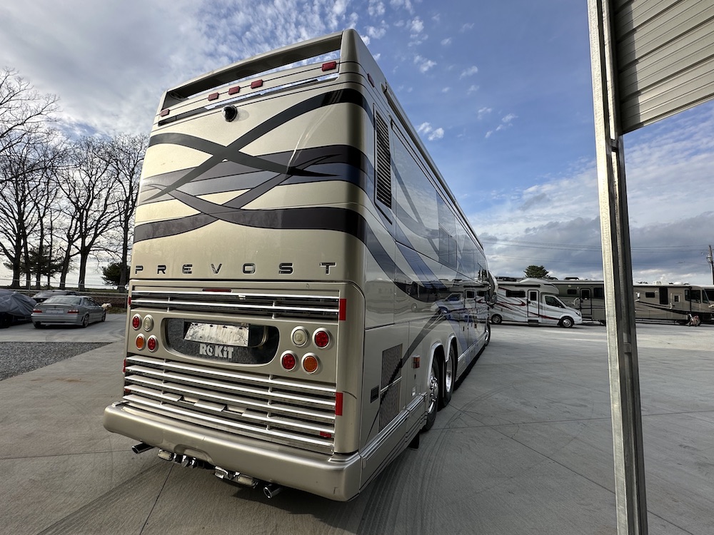 2007 Prevost Featherlite H3-45 For Sale