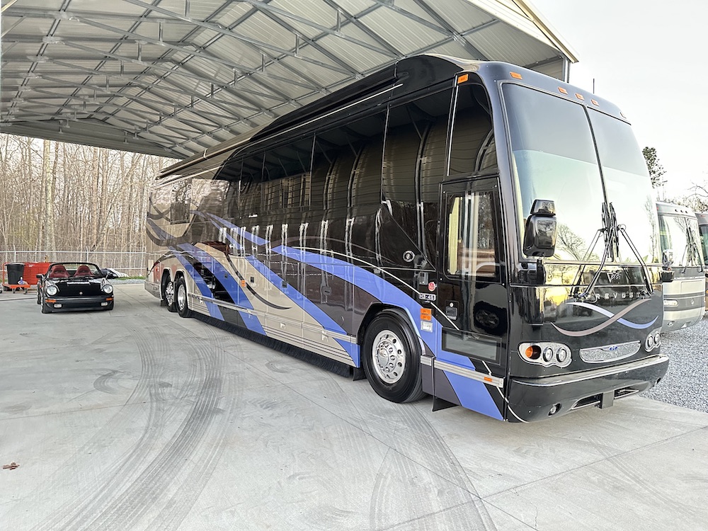 2007 Prevost Featherlite H3-45 For Sale