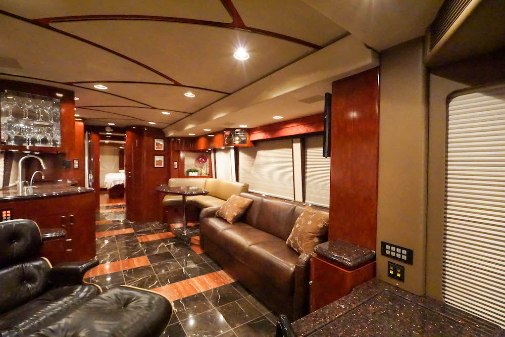 2007 Prevost Marathon H3-45 For Sale