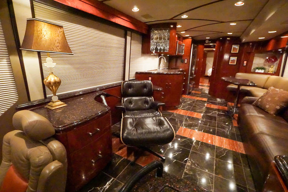 2007 Prevost Marathon H3-45 For Sale