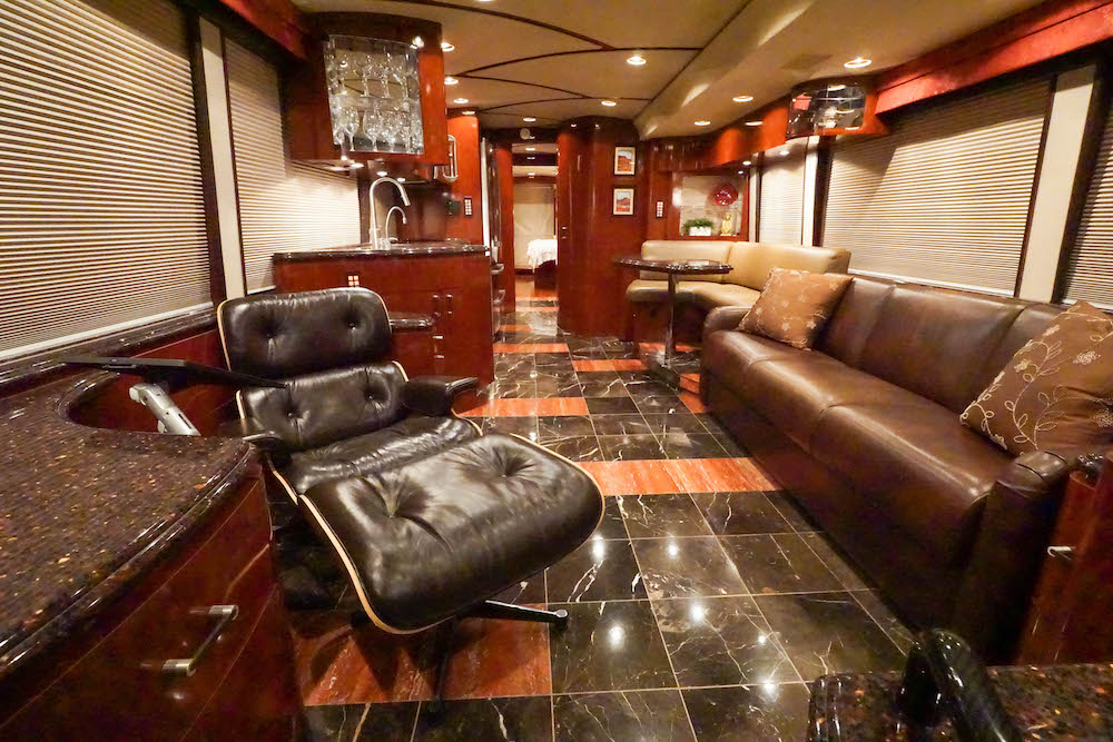 2007 Prevost Marathon H3-45 For Sale