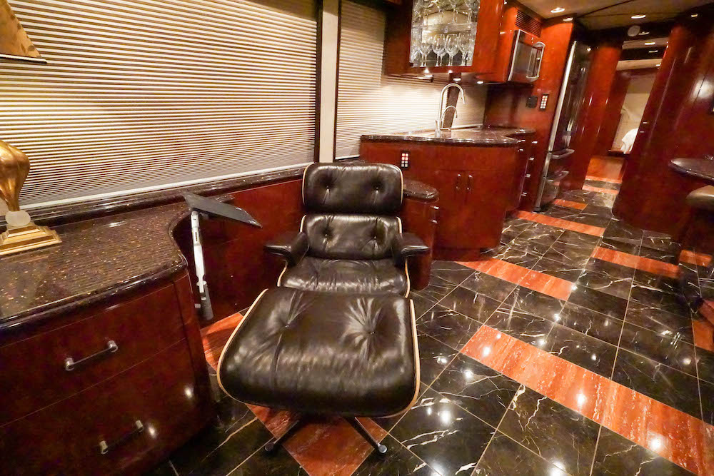 2007 Prevost Marathon H3-45 For Sale