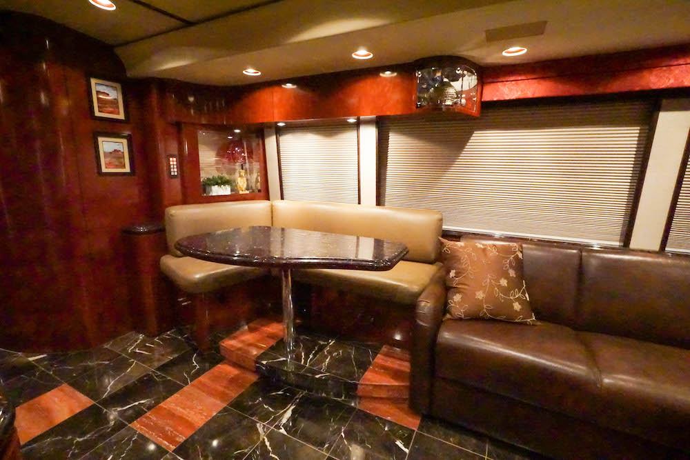 2007 Prevost Marathon H3-45 For Sale