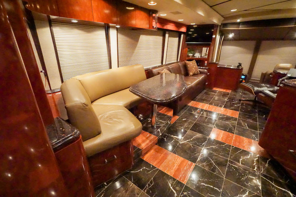 2007 Prevost Marathon H3-45 For Sale