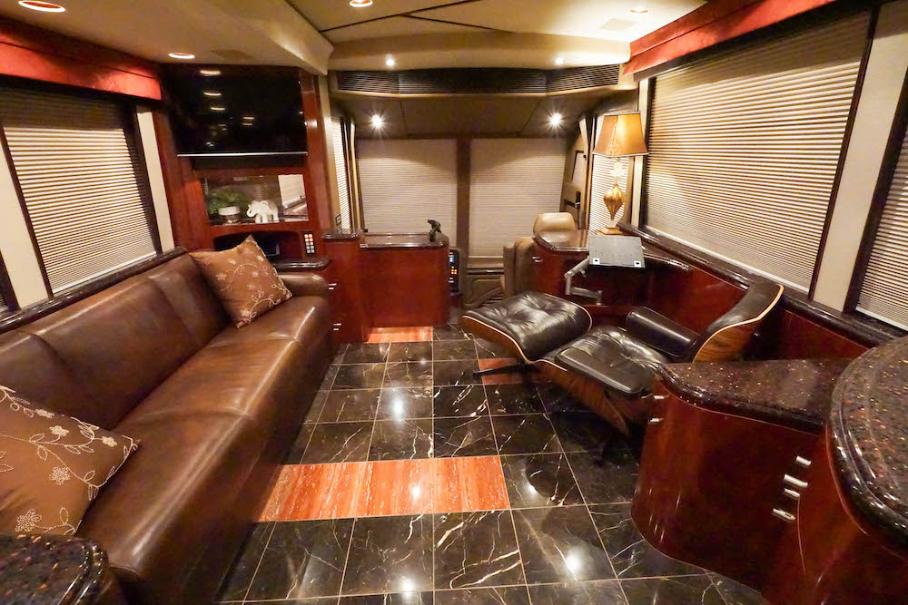 2007 Prevost Marathon H3-45 For Sale