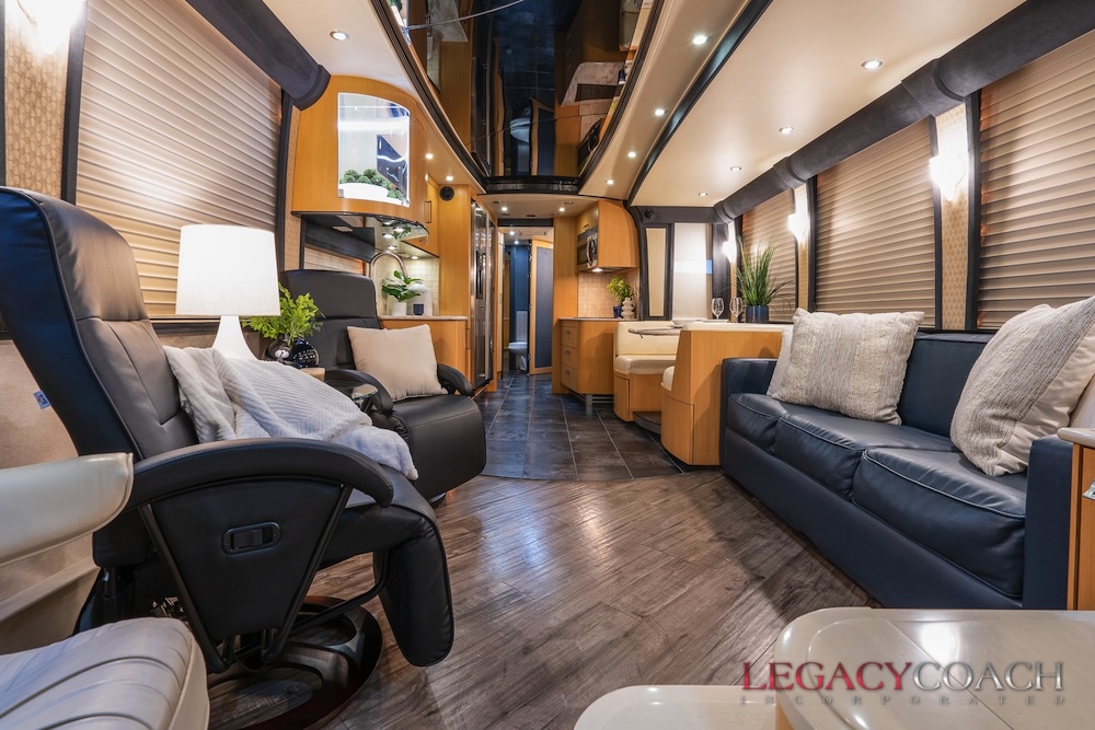 2007 Prevost Legendary XLII For Sale