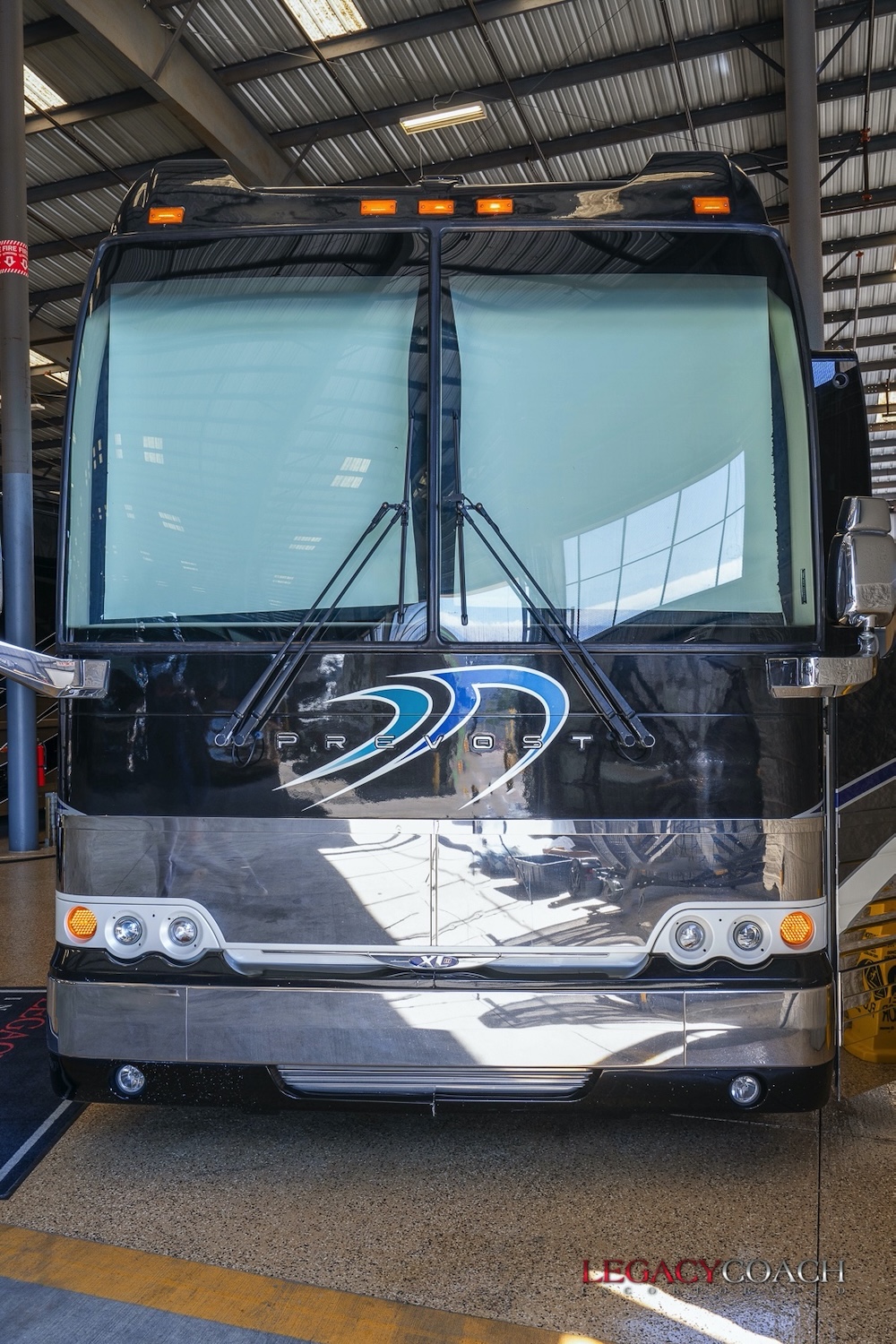 2007 Prevost Legendary XLII For Sale
