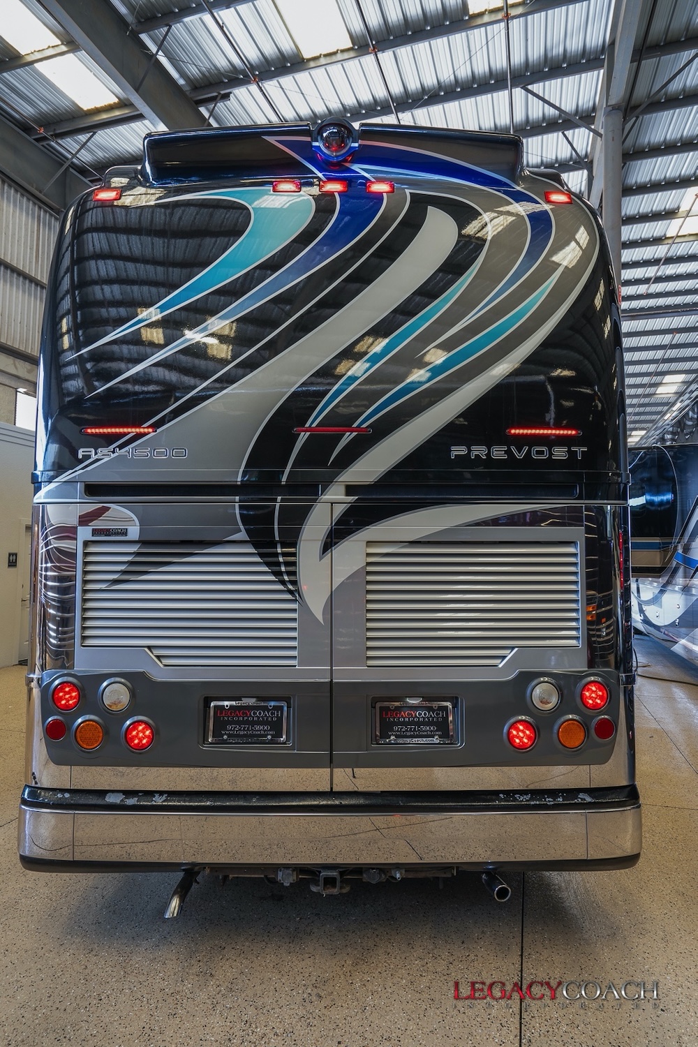 2007 Prevost Legendary XLII For Sale