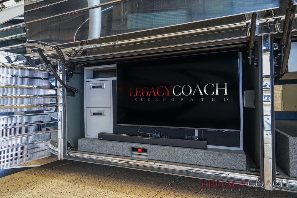 2007 Prevost Legendary XLII For Sale