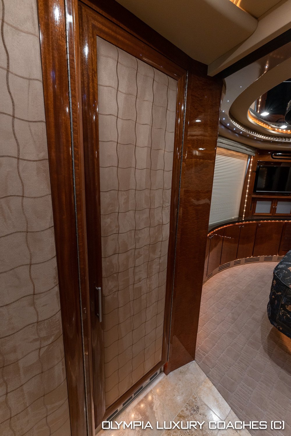 2007 Prevost Liberty H3-45 For Sale