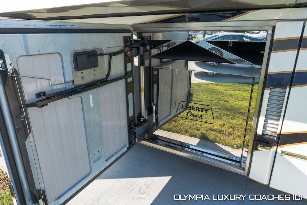 2007 Prevost Liberty H3-45 For Sale